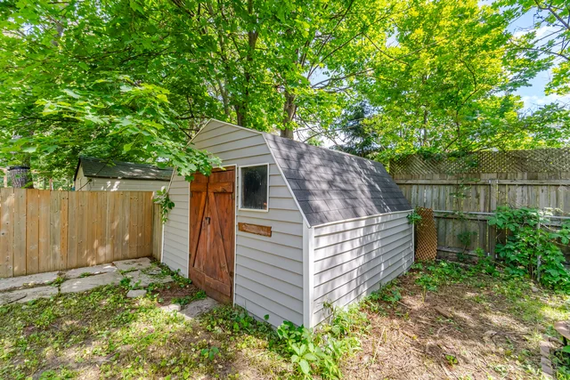13 Chaucer Crescent, Barrie - photo 43