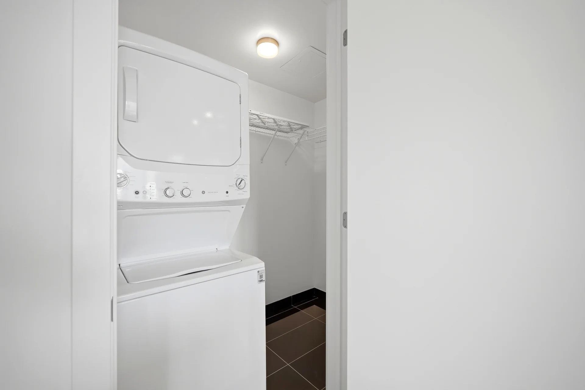#3608-11 Yorkville Avenue, Toronto - photo 25