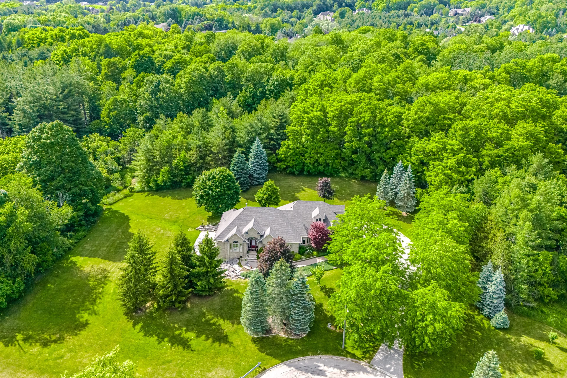 10 Valley Hill Drive, Caledon - photo 2