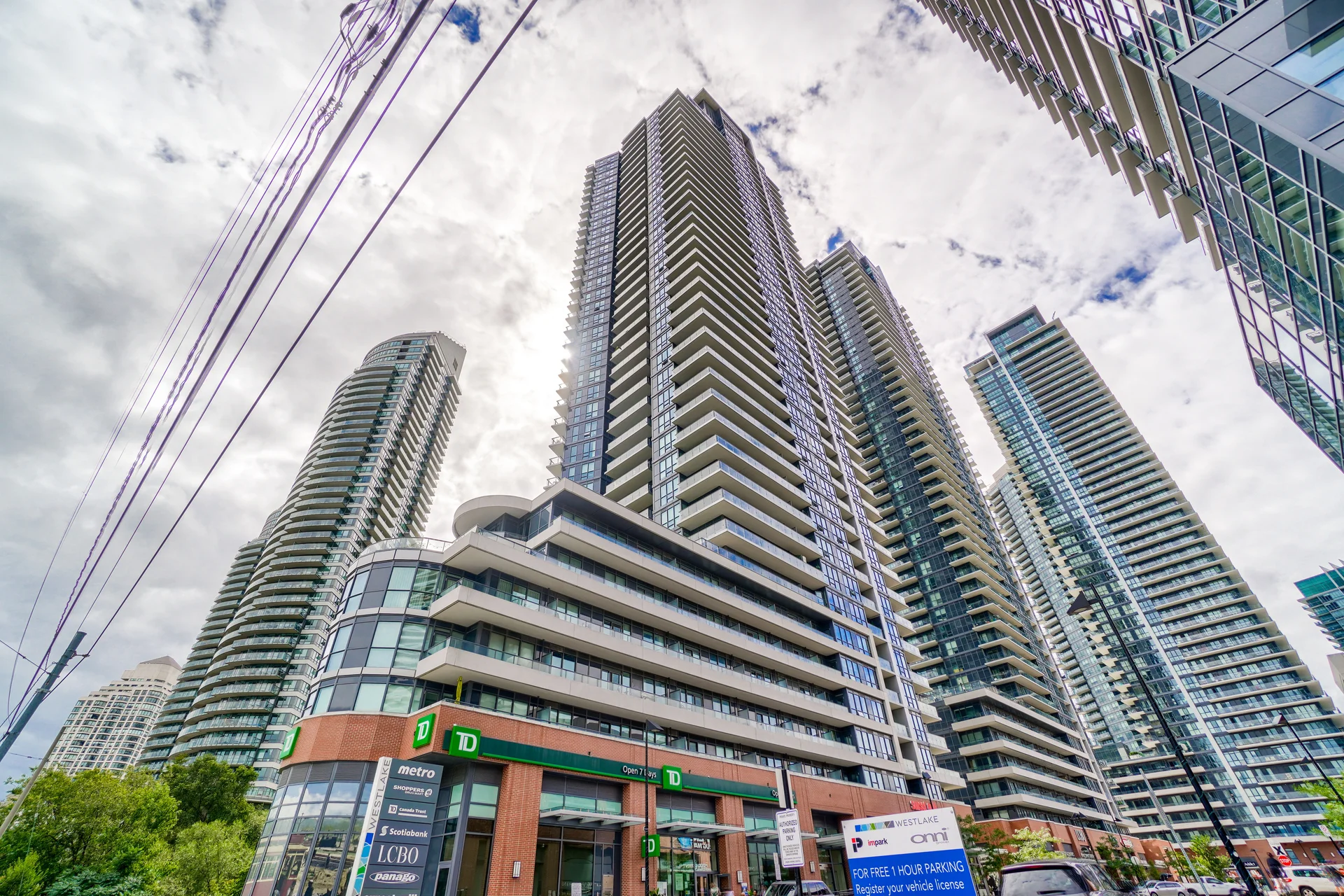 #711-2212 Lake Shore Boulevard West, Etobicoke - photo 3
