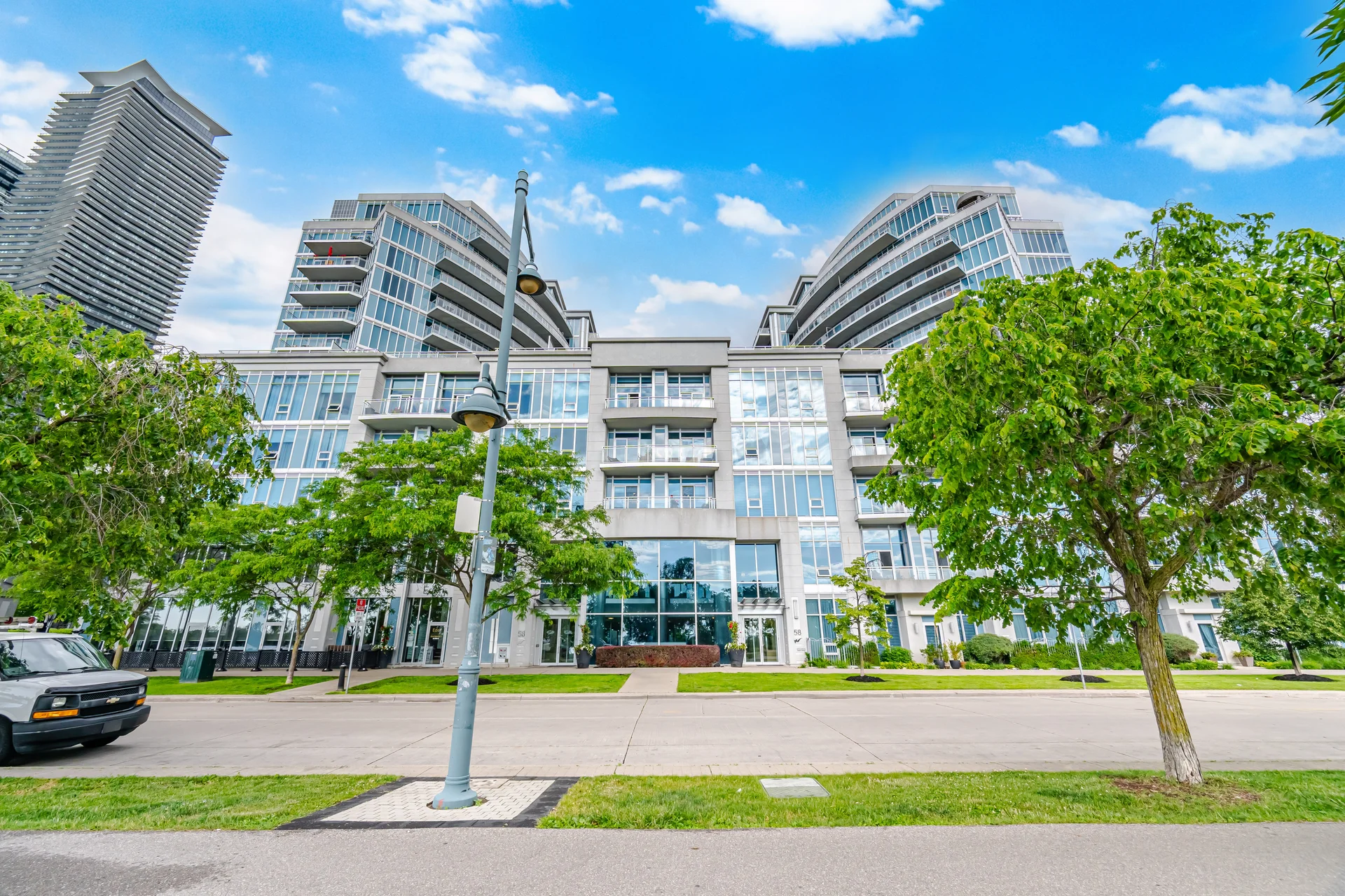 #330-58 Marine Parade Drive, Etobicoke - photo 2