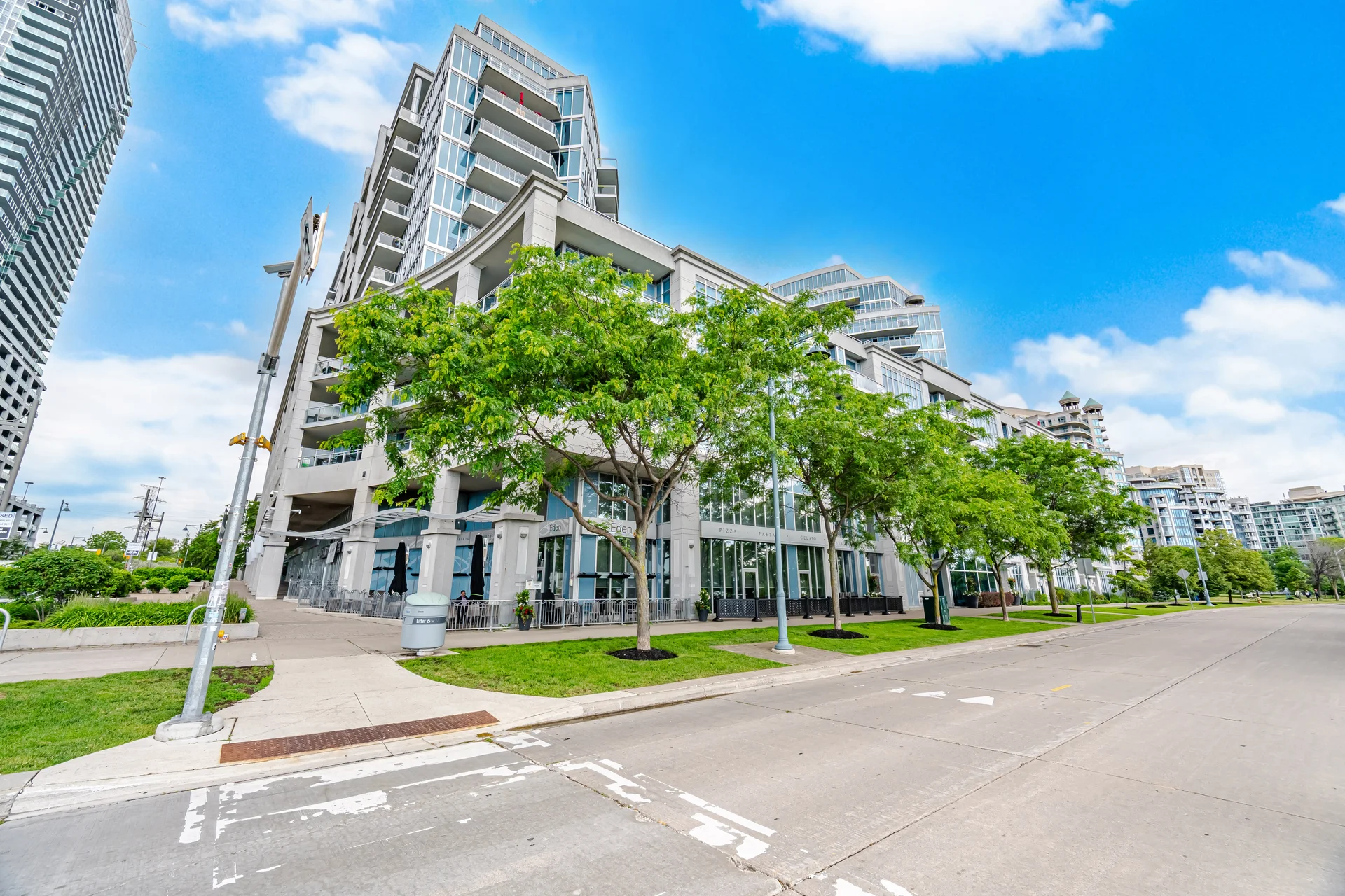 #330-58 Marine Parade Drive, Etobicoke - photo 3