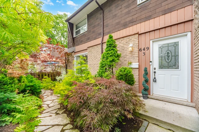 #3-649 Francis Road, Burlington - photo 4