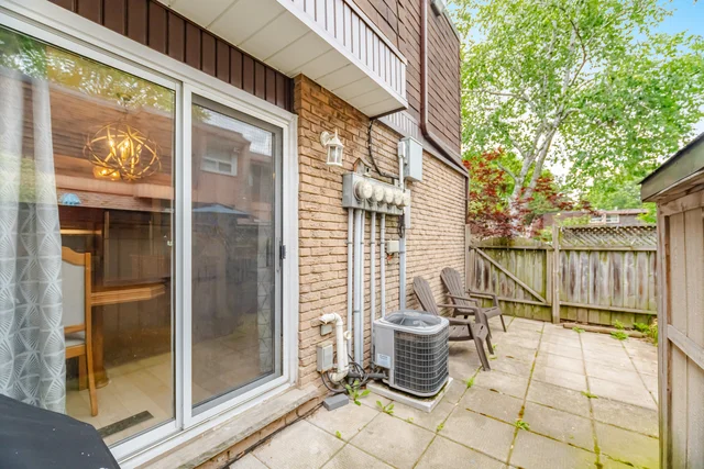 #3-649 Francis Road, Burlington - photo 38