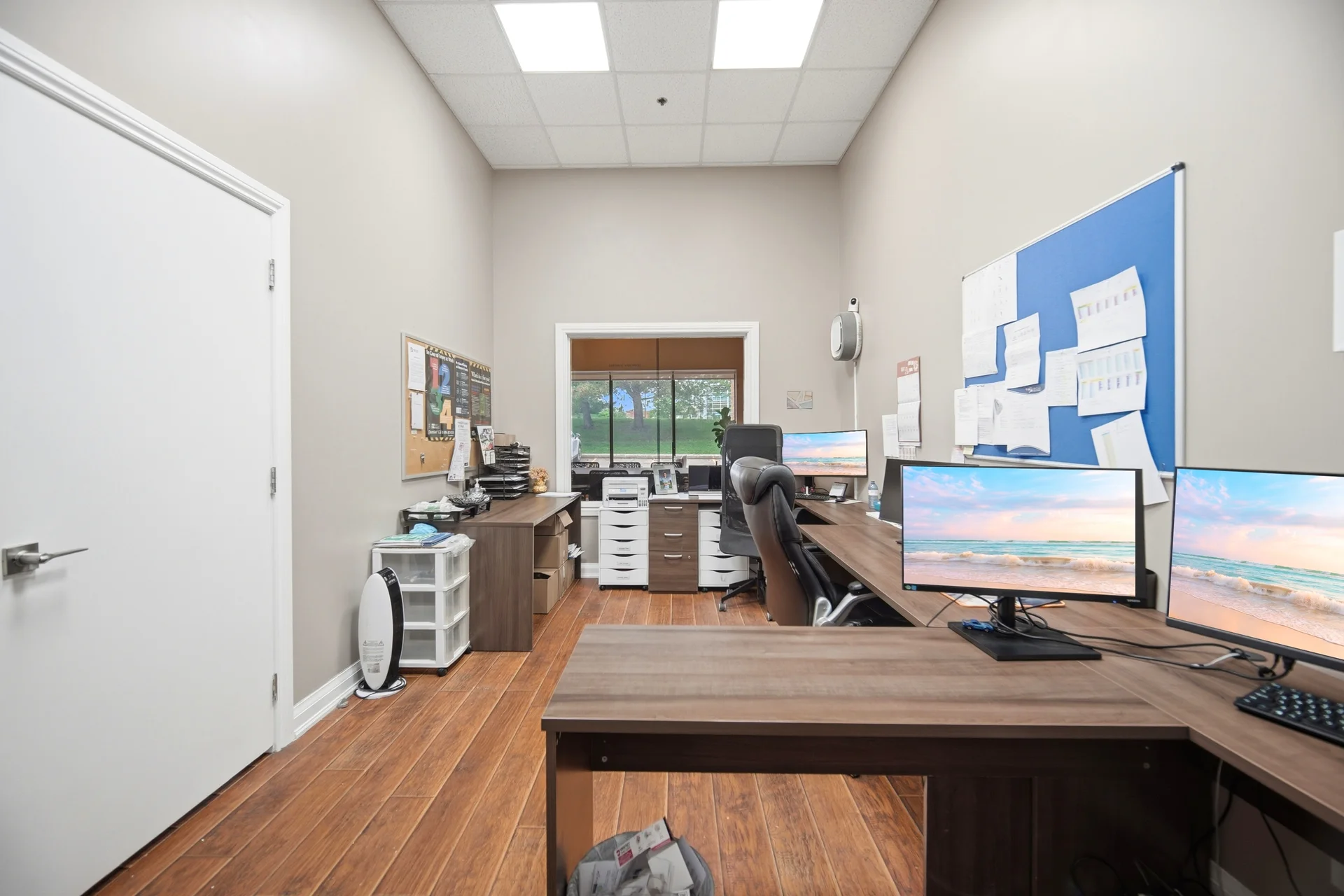 #2-16 Sims Crescent, Richmond Hill - photo 12