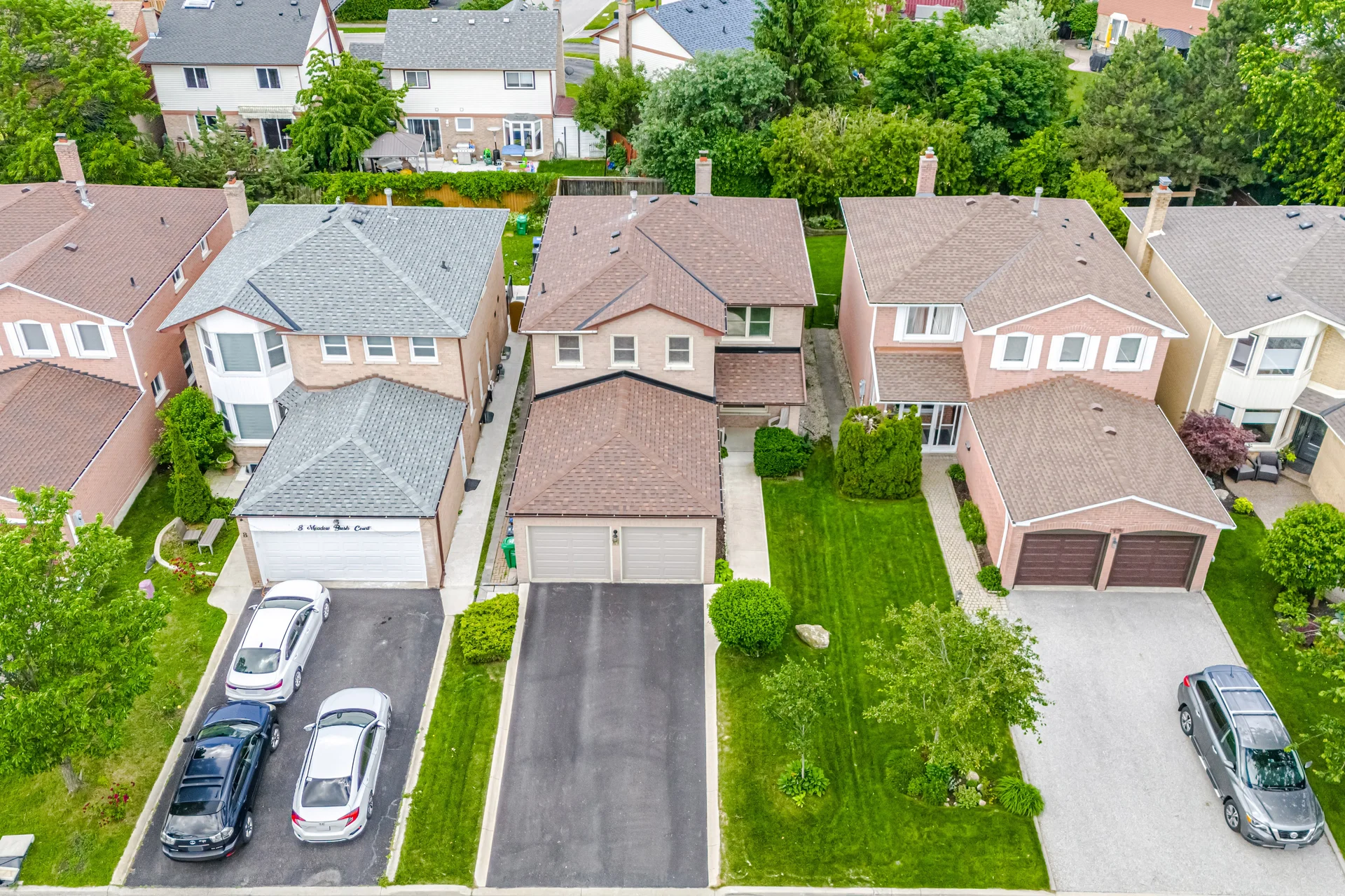 10 Meadow Bush Court, Brampton - photo 7
