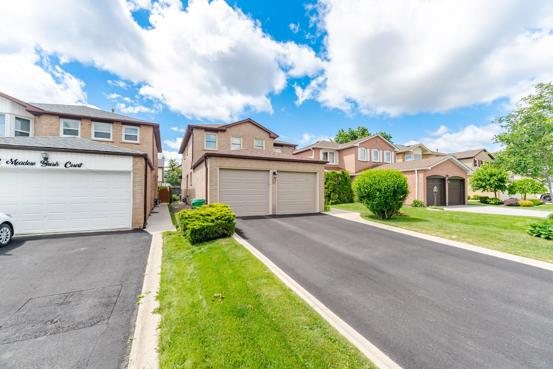 10 Meadow Bush Court, Brampton - photo 14