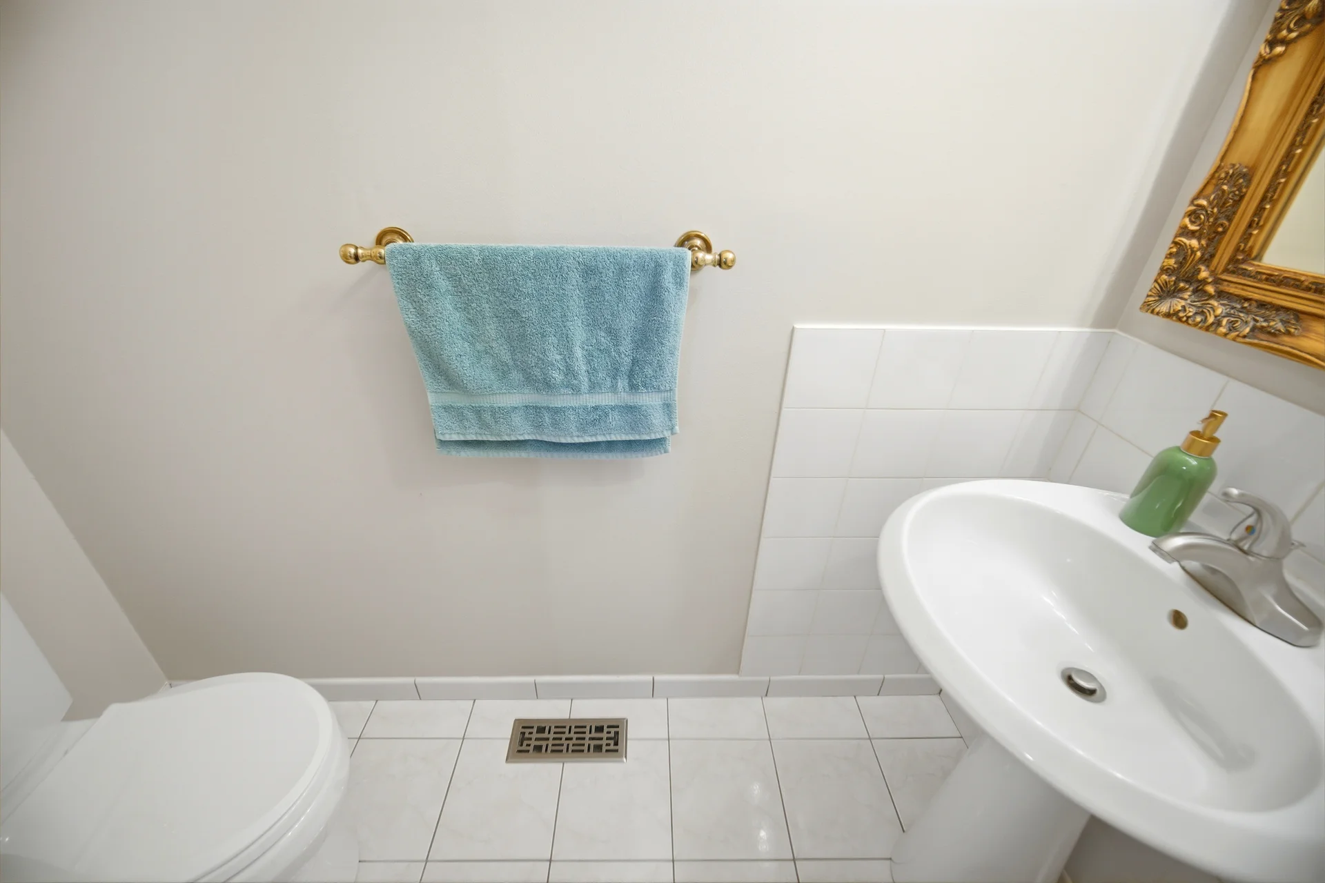 10 Meadow Bush Court, Brampton - photo 35