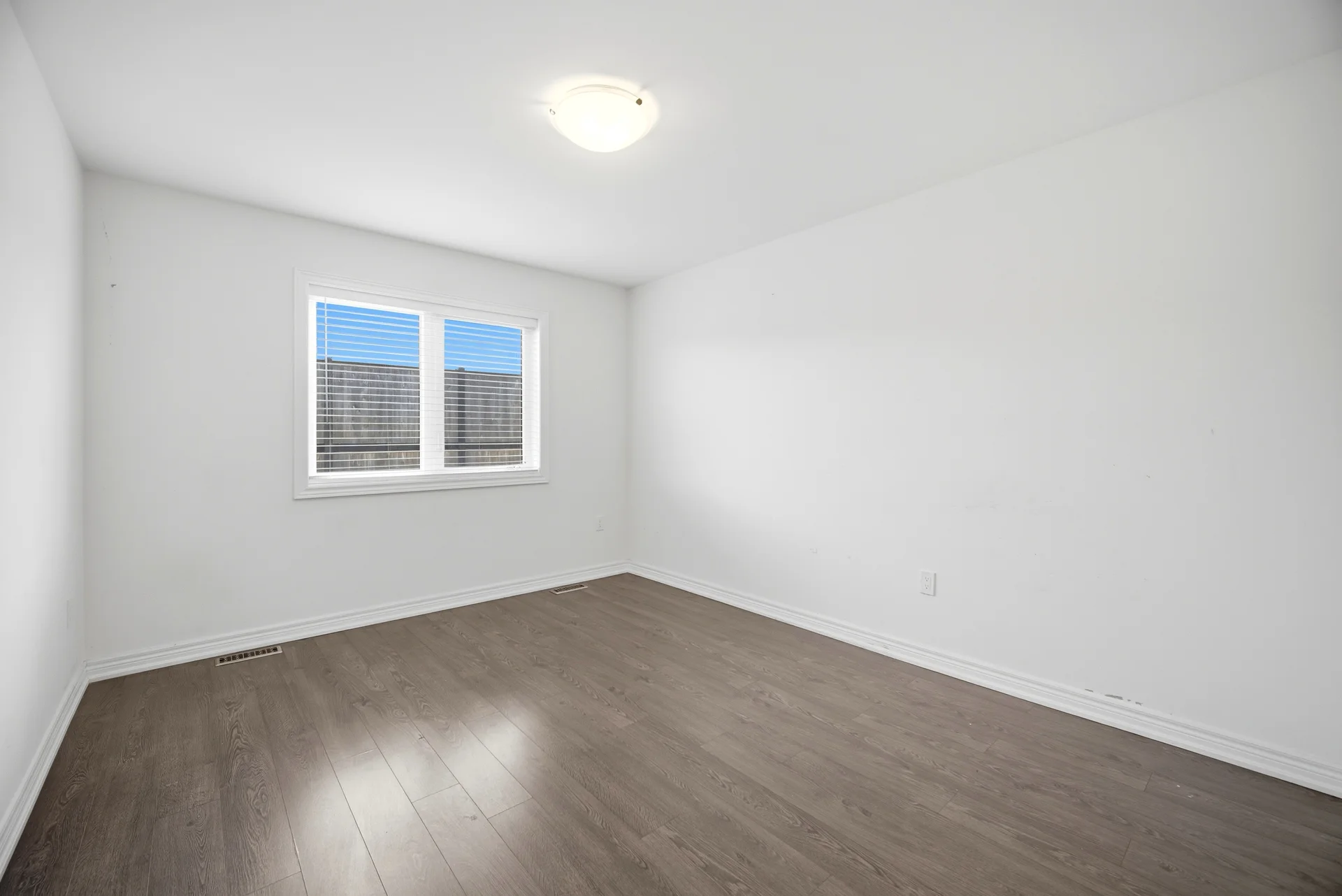 330 Stewart Street, Shelburne - photo 19
