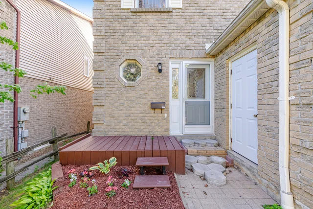 1842 Cricket Lane, Pickering - photo 13