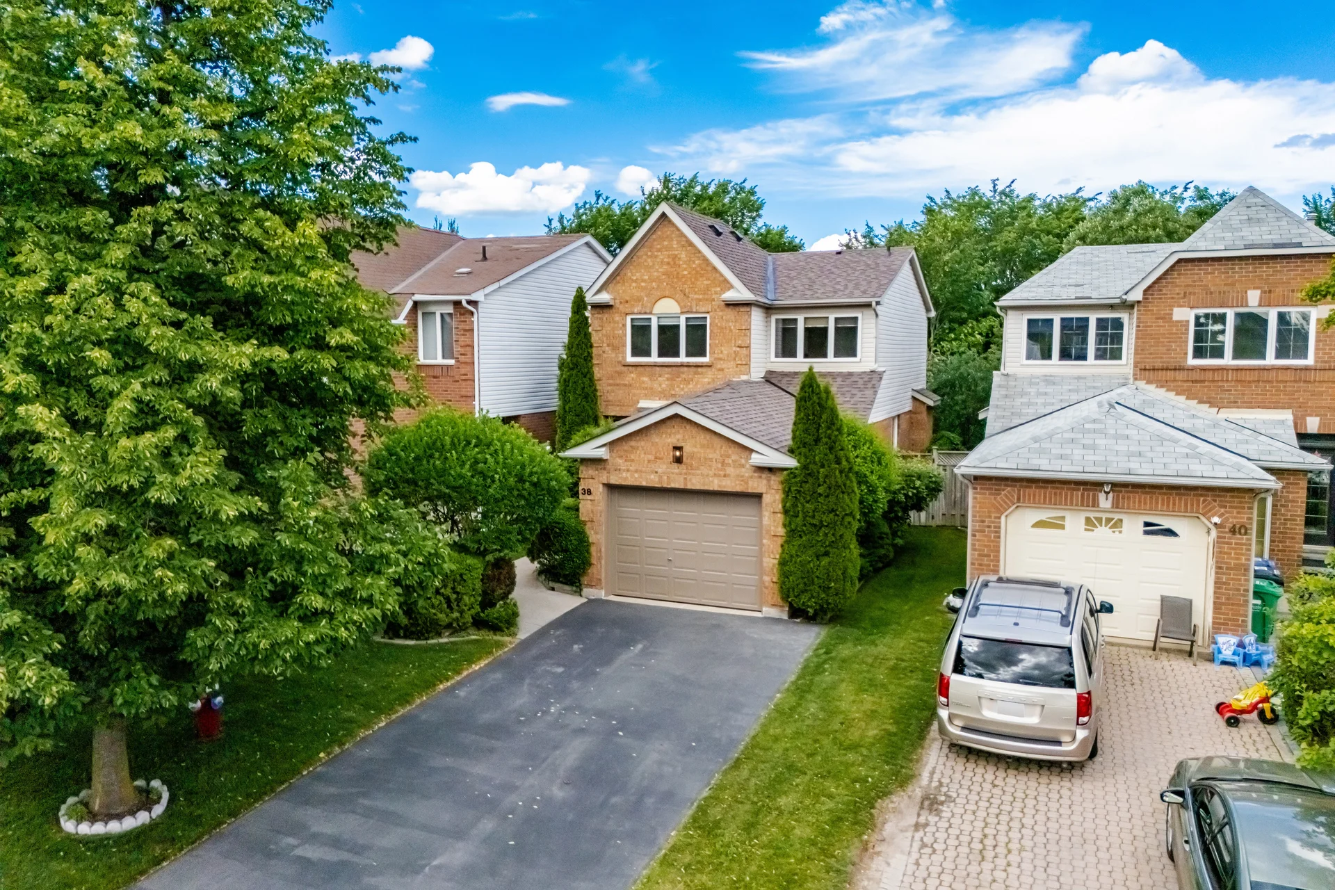 38 Furrows End, Brampton - photo 8
