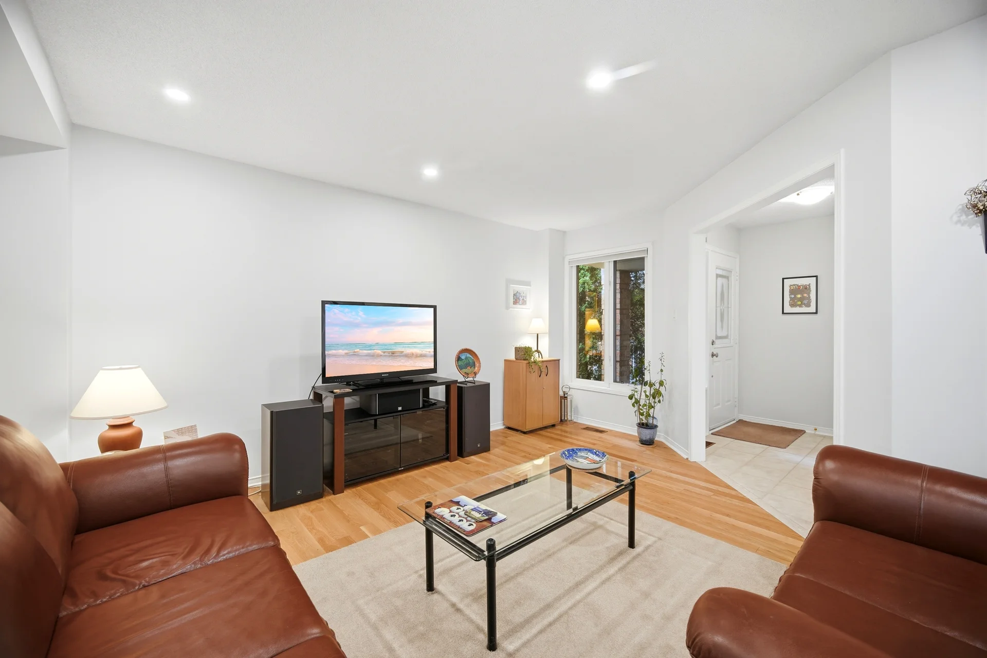 38 Furrows End, Brampton - photo 16