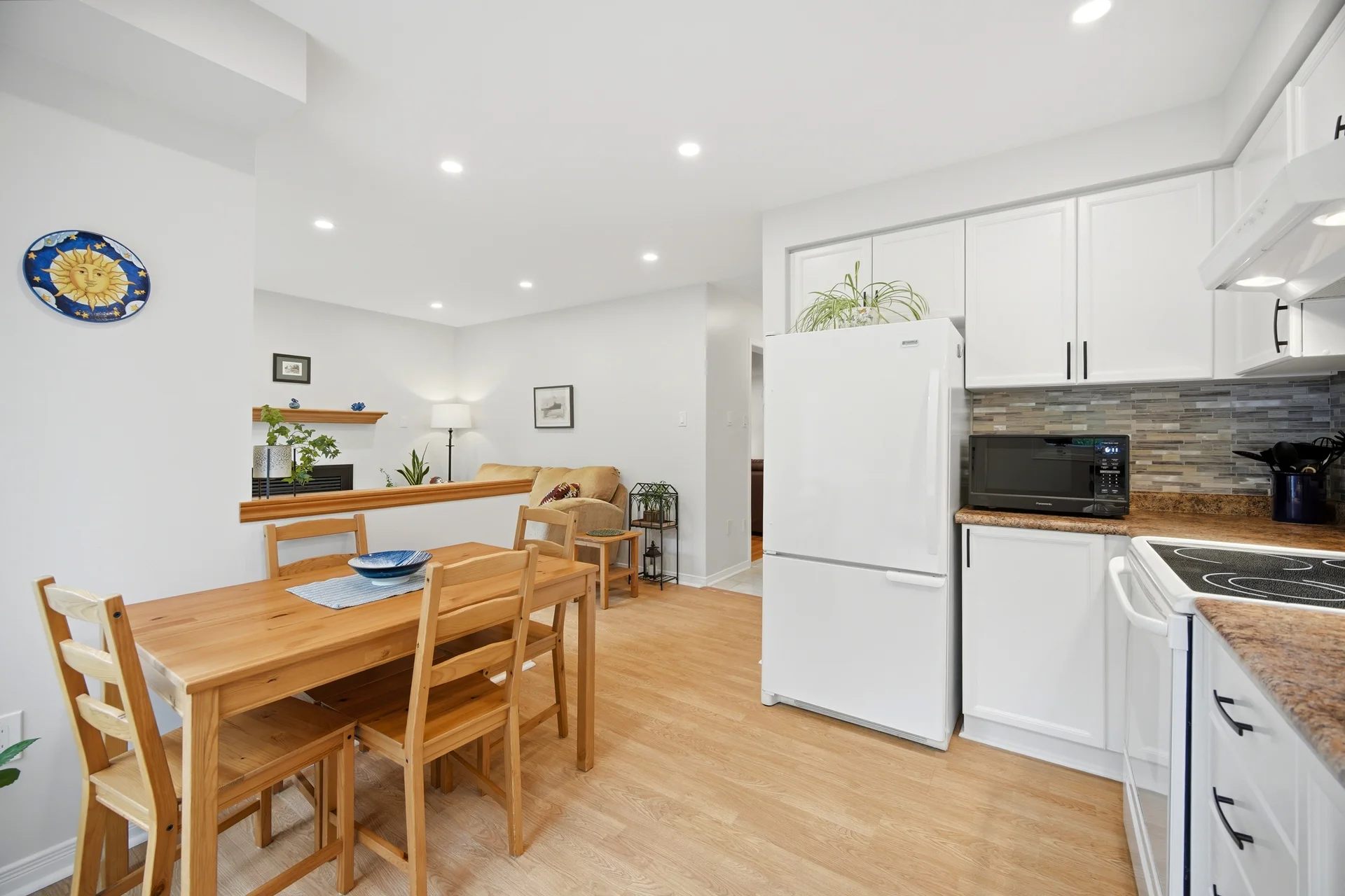38 Furrows End, Brampton - photo 25