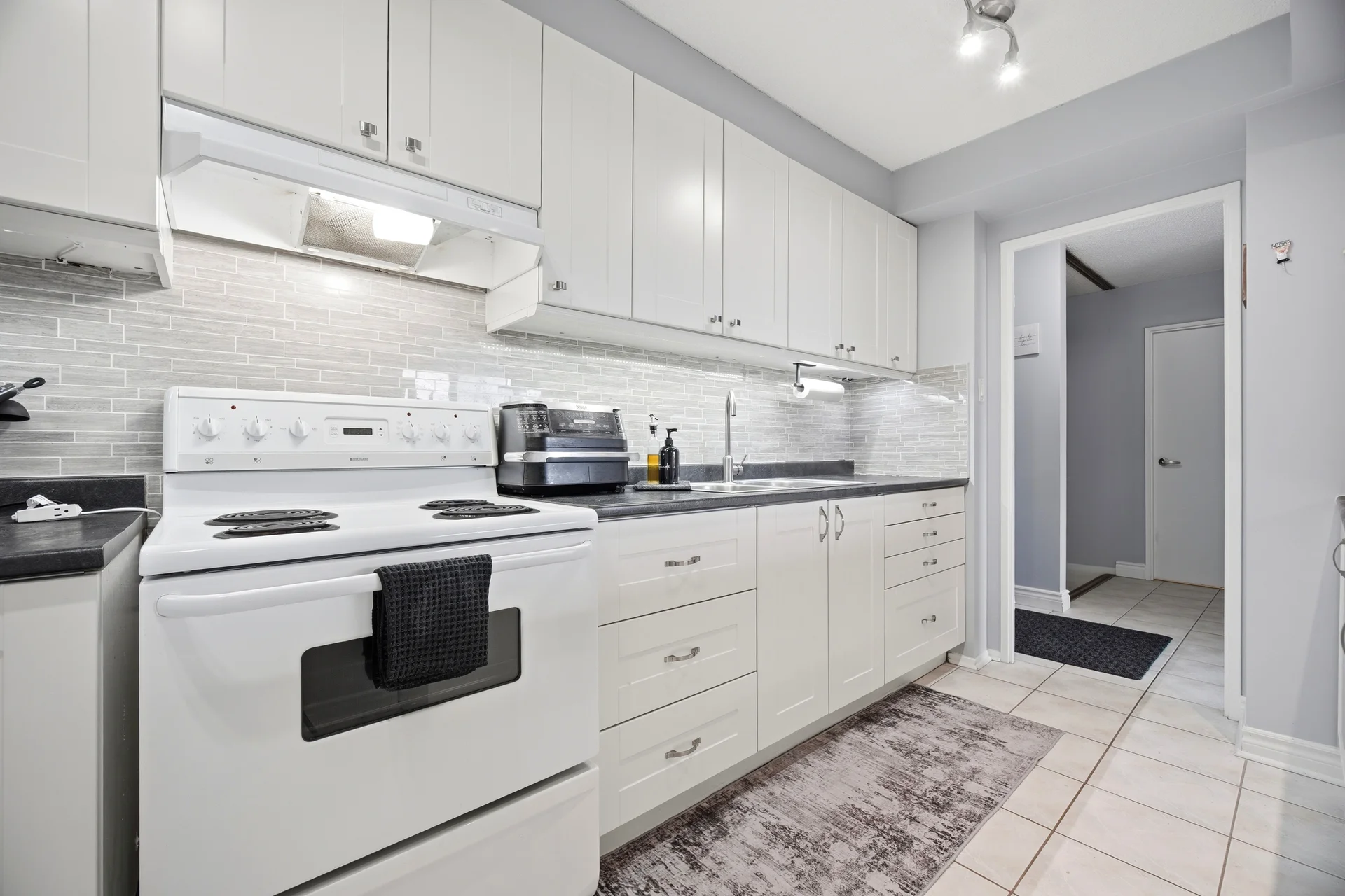 #408-2929 Aquitaine Avenue, Mississauga - photo 14