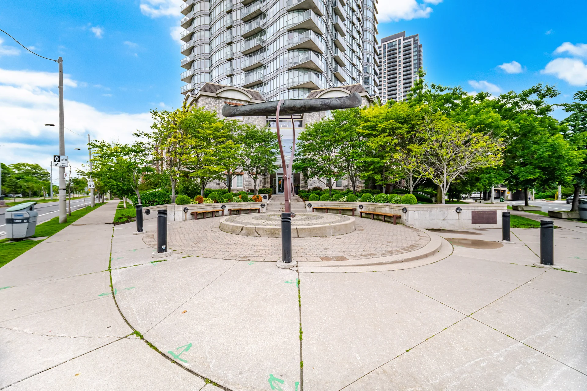 #601-15 Windermere Avenue, Toronto - photo 2