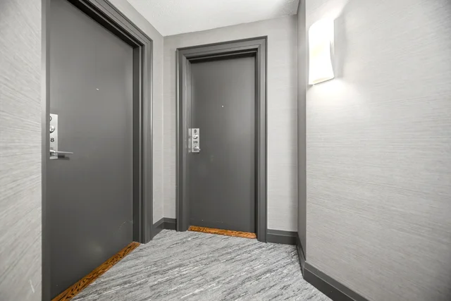 #319-200 Manitoba Street, Etobicoke - photo 5