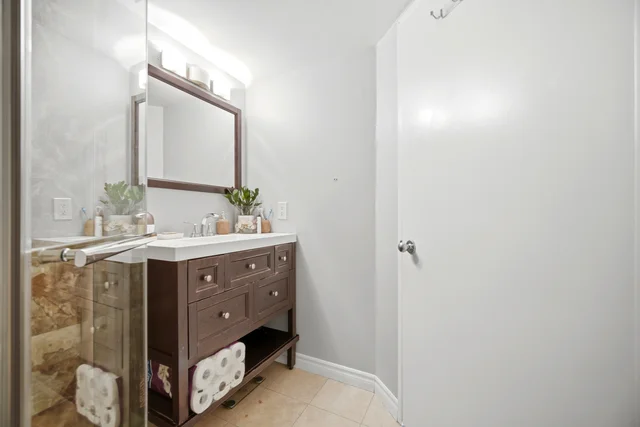 #319-200 Manitoba Street, Etobicoke - photo 21