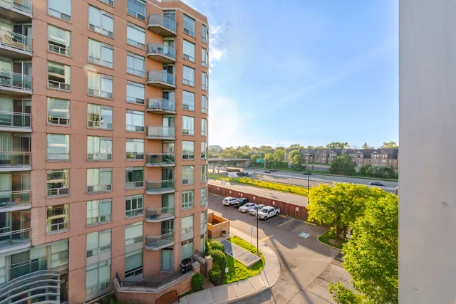 #319-200 Manitoba Street, Etobicoke - photo 28