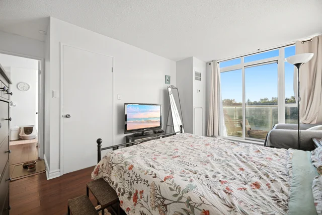 #319-200 Manitoba Street, Etobicoke - photo 35