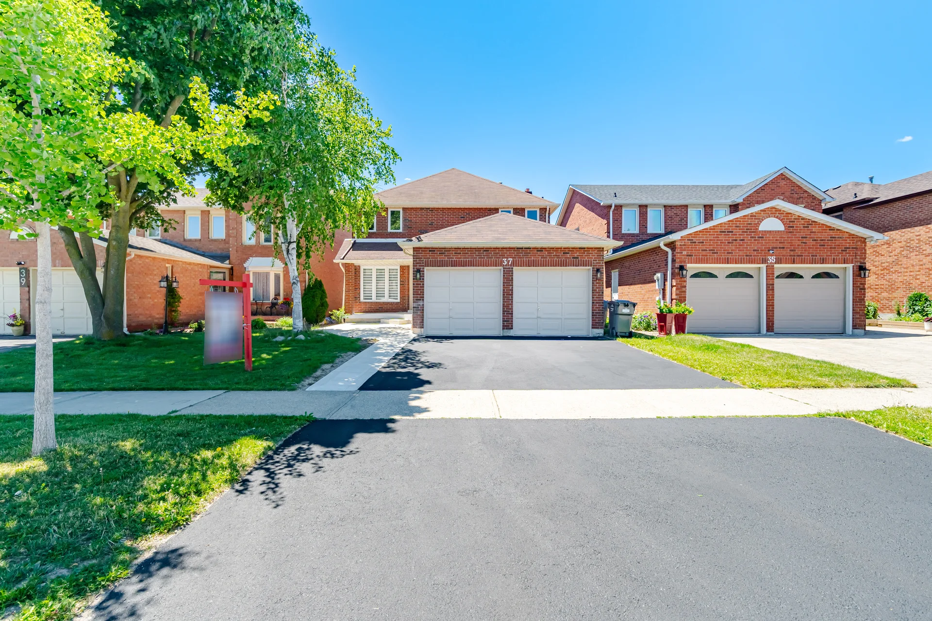 37 Lord Simcoe Drive, Brampton - photo 4
