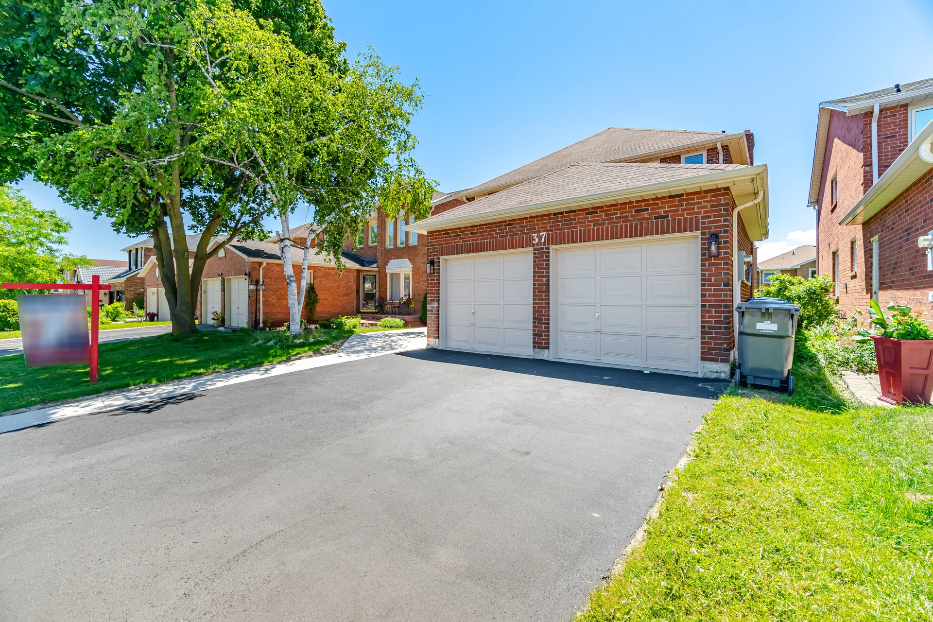 37 Lord Simcoe Drive, Brampton - photo 5