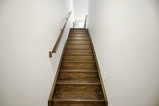#22-6020 Derry Road, Milton - photo 8