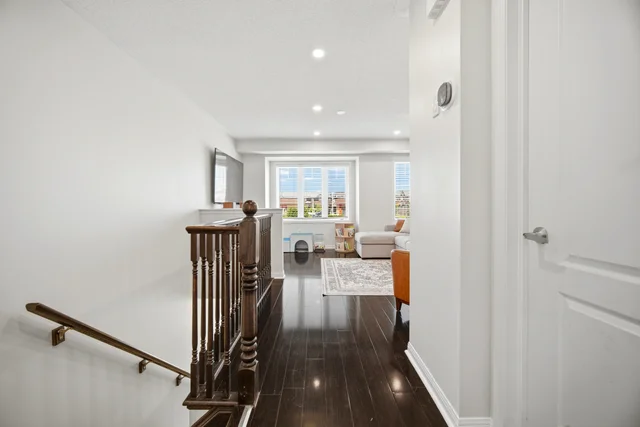#22-6020 Derry Road, Milton - photo 10