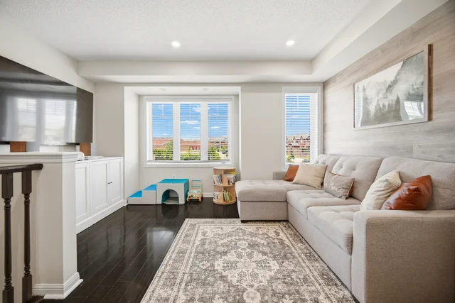 #22-6020 Derry Road, Milton - photo 12