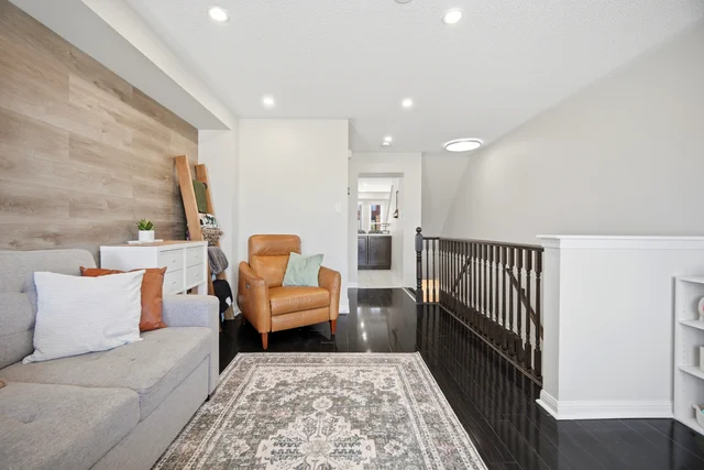 #22-6020 Derry Road, Milton - photo 13
