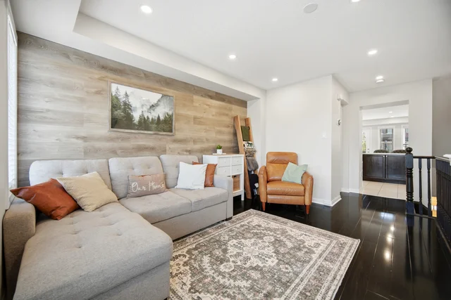 #22-6020 Derry Road, Milton - photo 14
