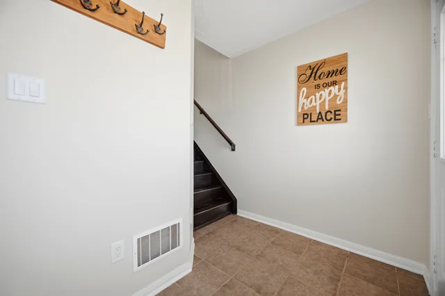 #22-6020 Derry Road, Milton - photo 49