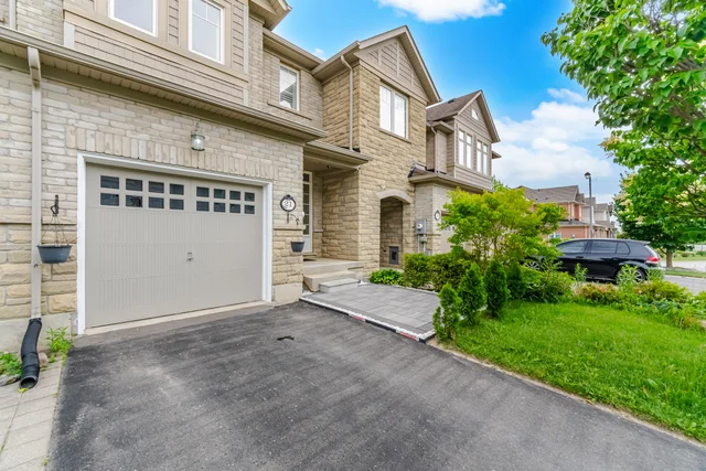 21 Waterville Way, Caledon - photo 8
