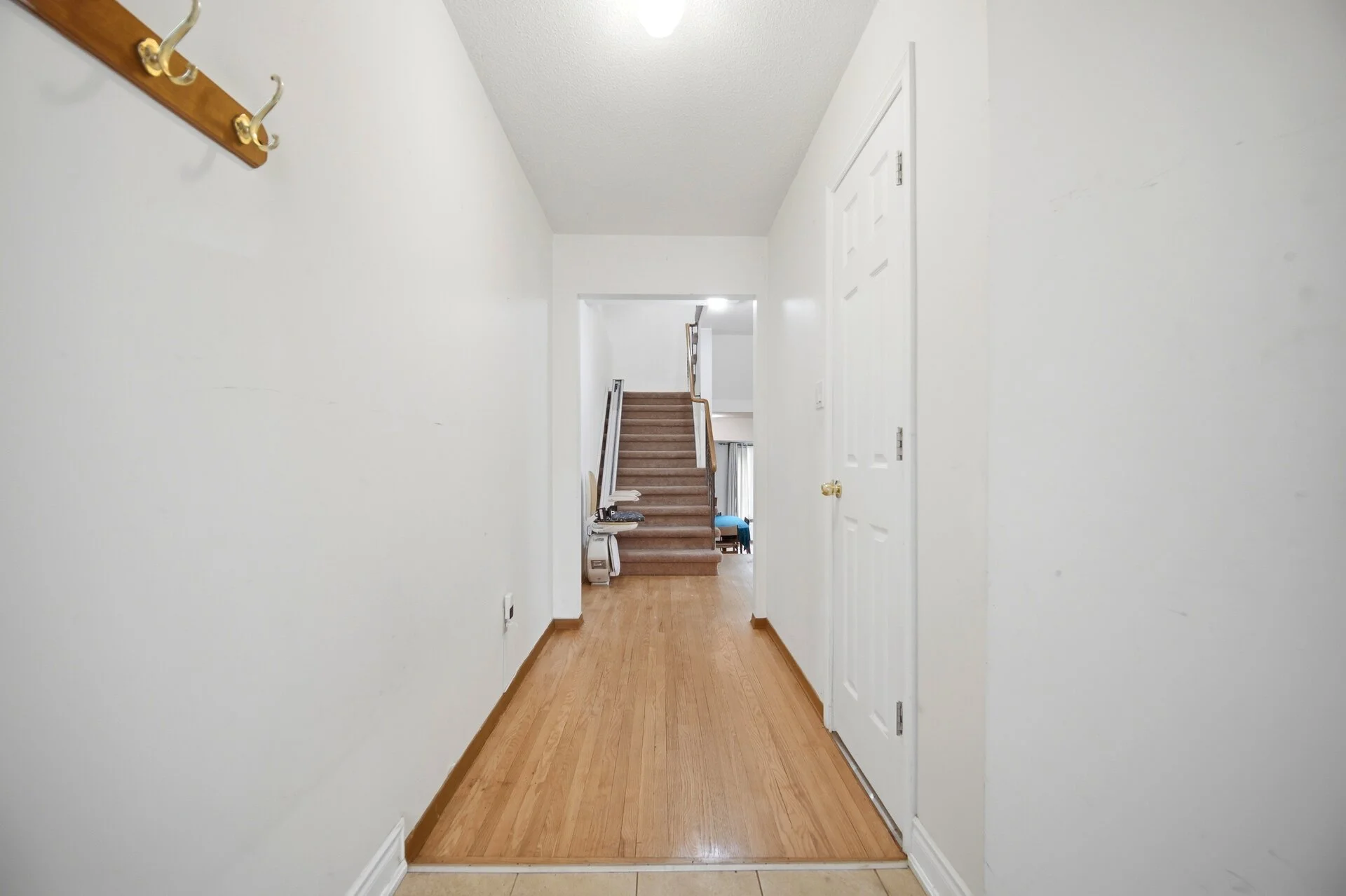 4070 Pavillion Court, Mississauga - photo 5
