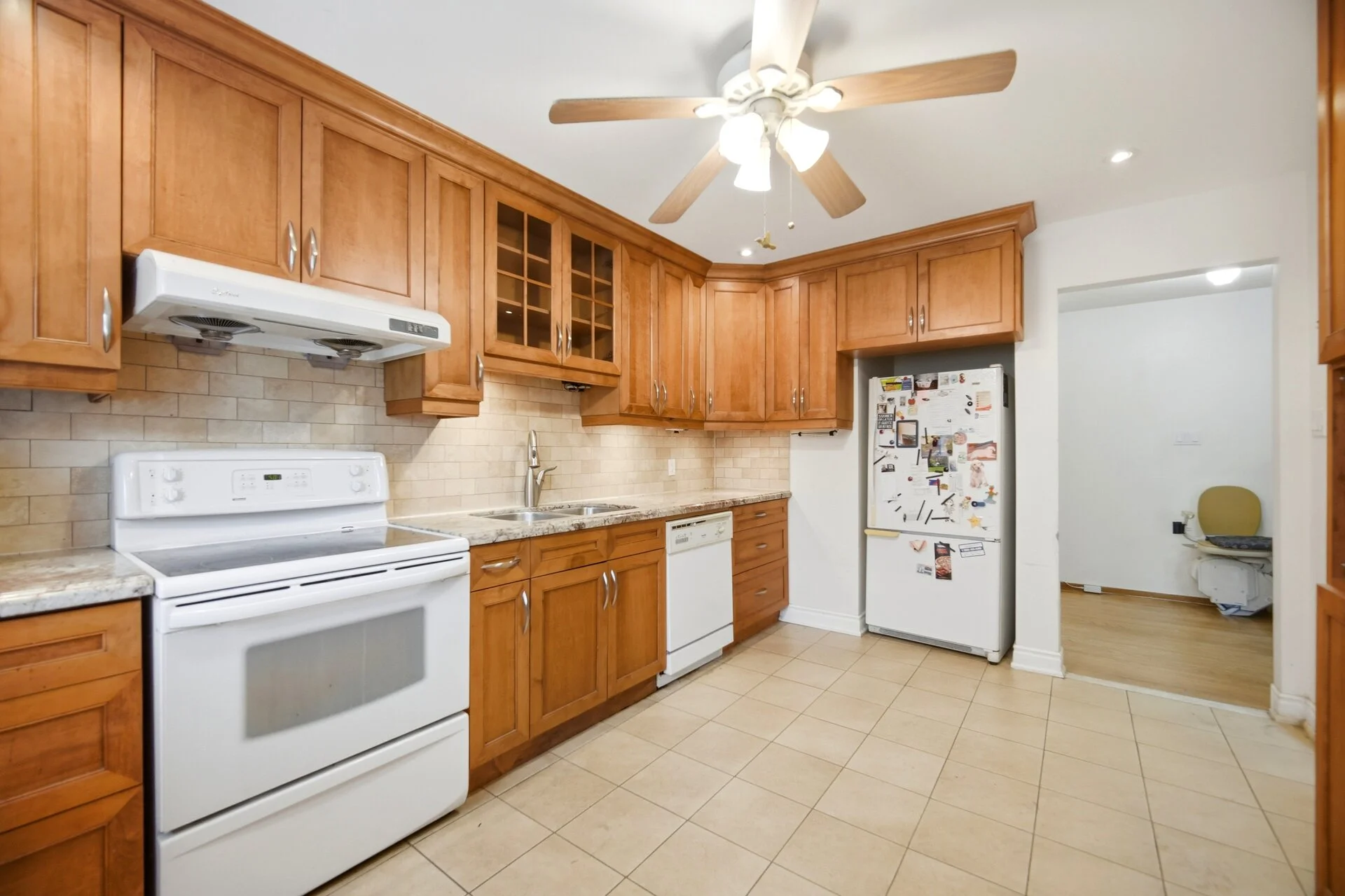 4070 Pavillion Court, Mississauga - photo 18