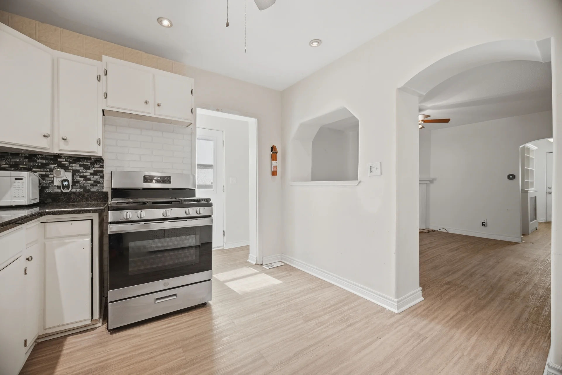 25 Hope Avenue, Hamilton - photo 15