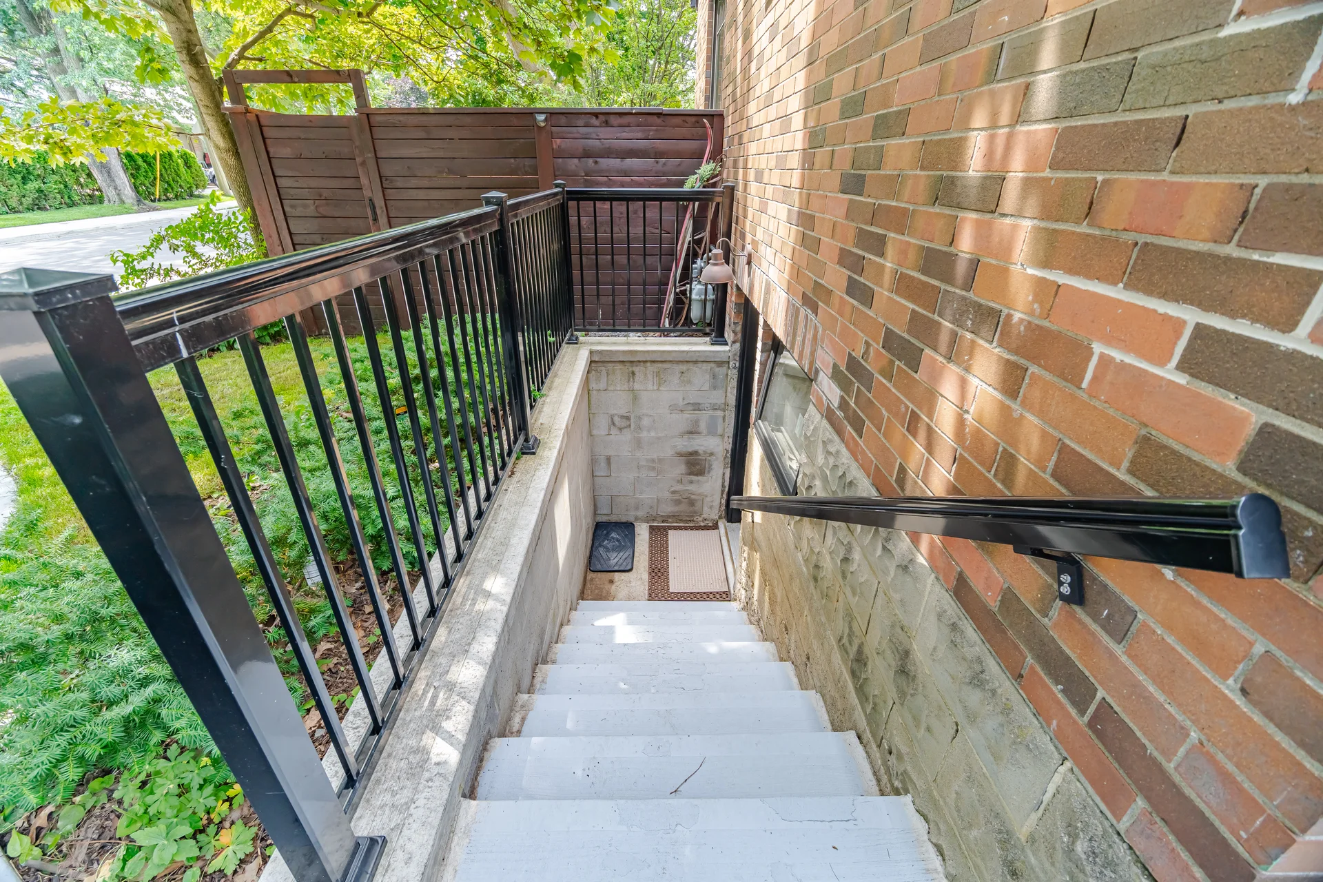 83 Mill Street South, Brampton - photo 74