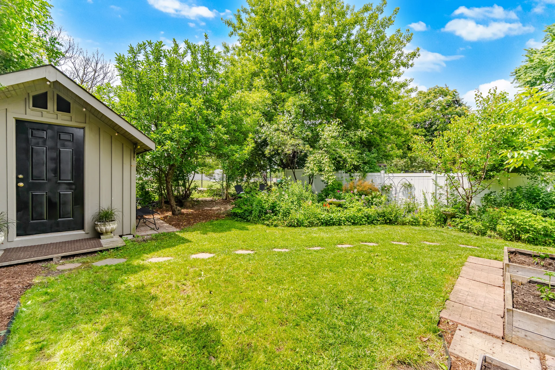 83 Mill Street South, Brampton - photo 103