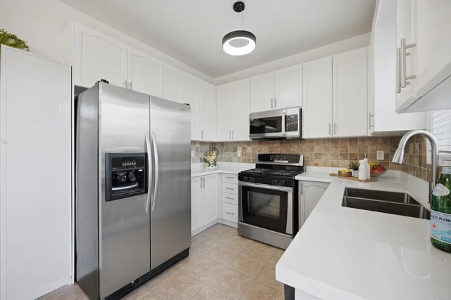157 Father Tobin Road, Brampton - photo 28
