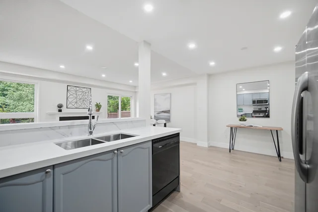 5057 Churchill Meadows Boulevard, Mississauga - photo 22