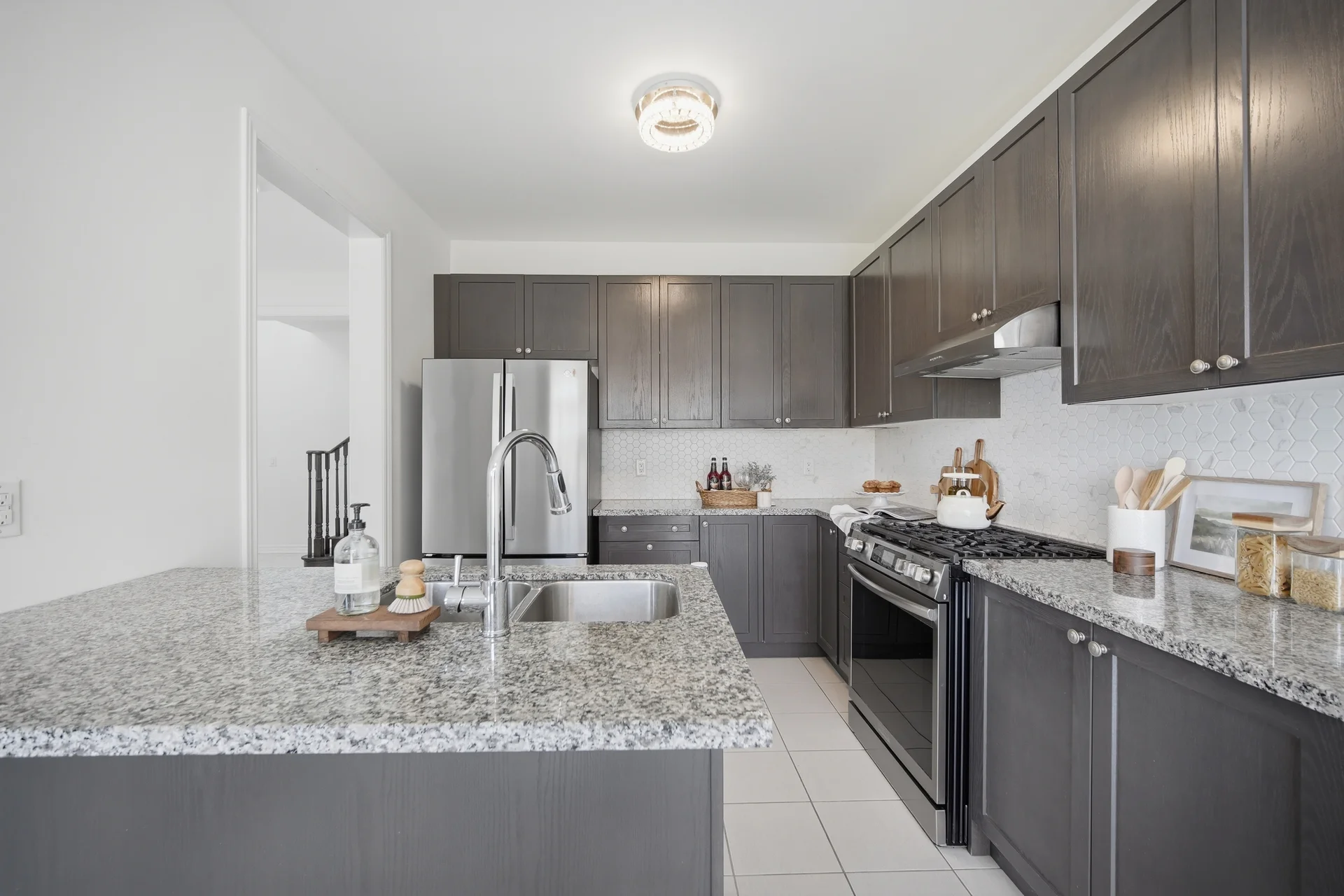 60 Lofthouse Drive, Whitby - photo 17