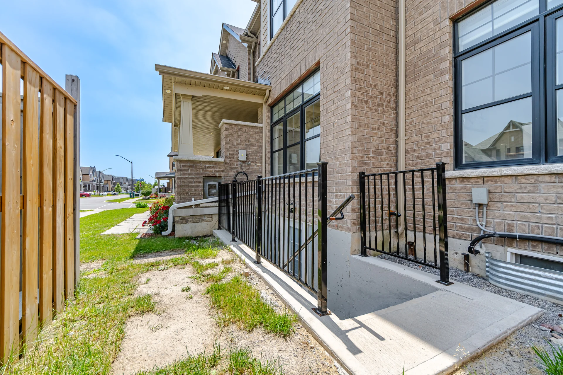 60 Lofthouse Drive, Whitby - photo 51