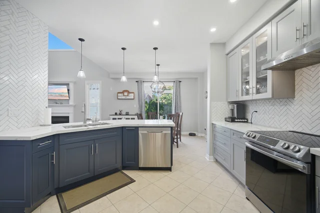 6 Parisian Crescent, Barrie - photo 30