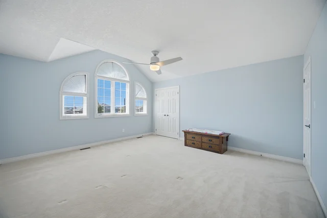 6 Parisian Crescent, Barrie - photo 58
