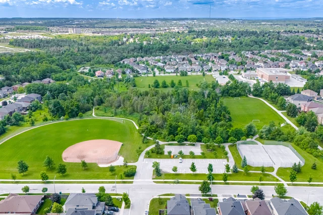 6 Parisian Crescent, Barrie - photo 90