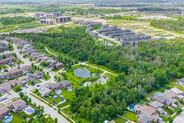 6 Parisian Crescent, Barrie - photo 92