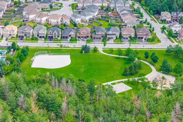 6 Parisian Crescent, Barrie - photo 96