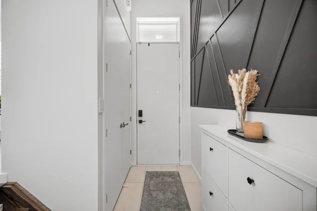 17 Sydney Circle, Vaughan - photo 3