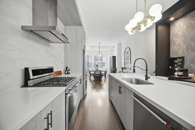 17 Sydney Circle, Vaughan - photo 10