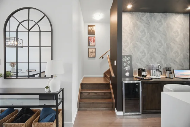 17 Sydney Circle, Vaughan - photo 20