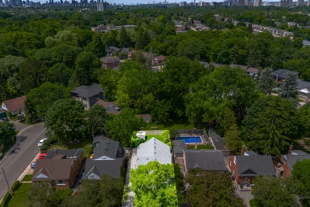 32 Plaxton Drive, East York - photo 2